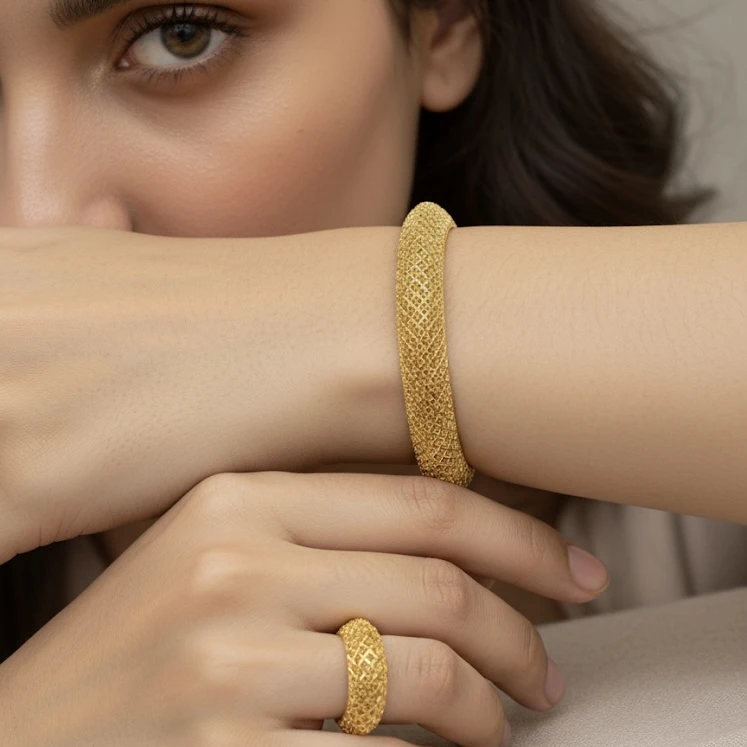 bangle